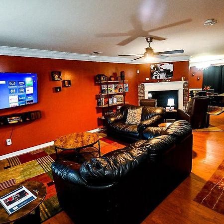 Amazing Large 3 Bed House With King Bed Less Than 10 Miles To Dtwn AtlantaAtlanta  Kültér fotó